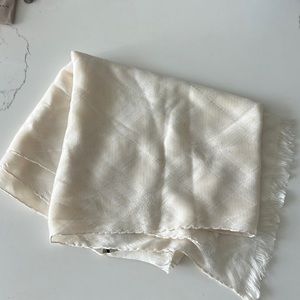 Burberry silk Cream Shawl/Scarf